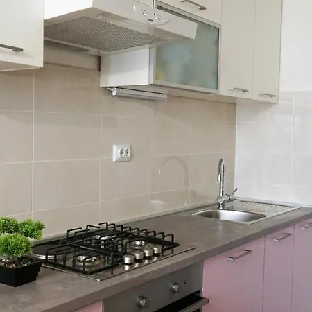 Anica Apartment *